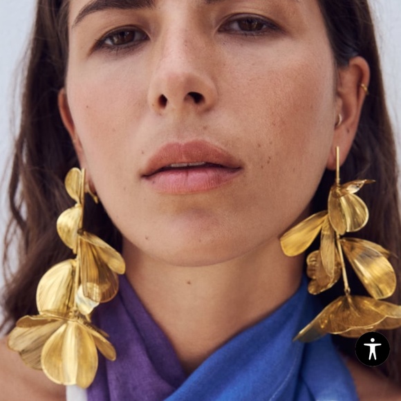 Zara Jewelry - Zara limited edition huge metallic floral earrings you cannot miss